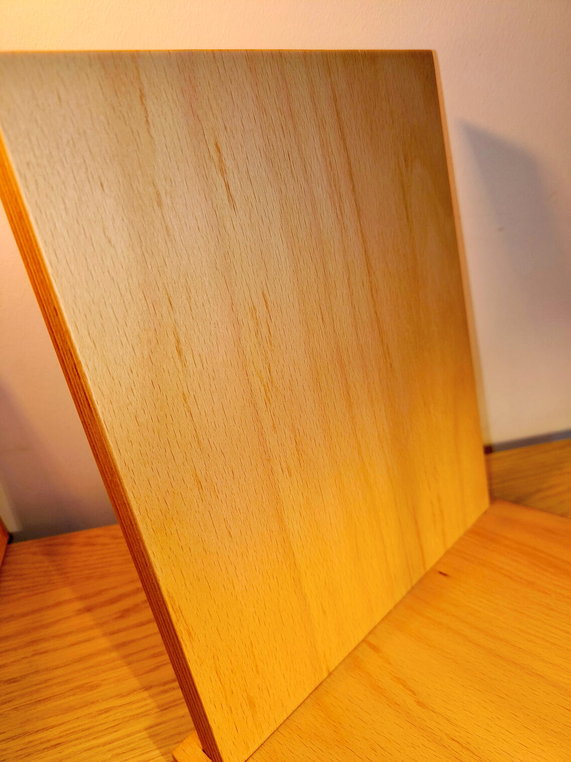Houten boekensteun Houten boekensteun