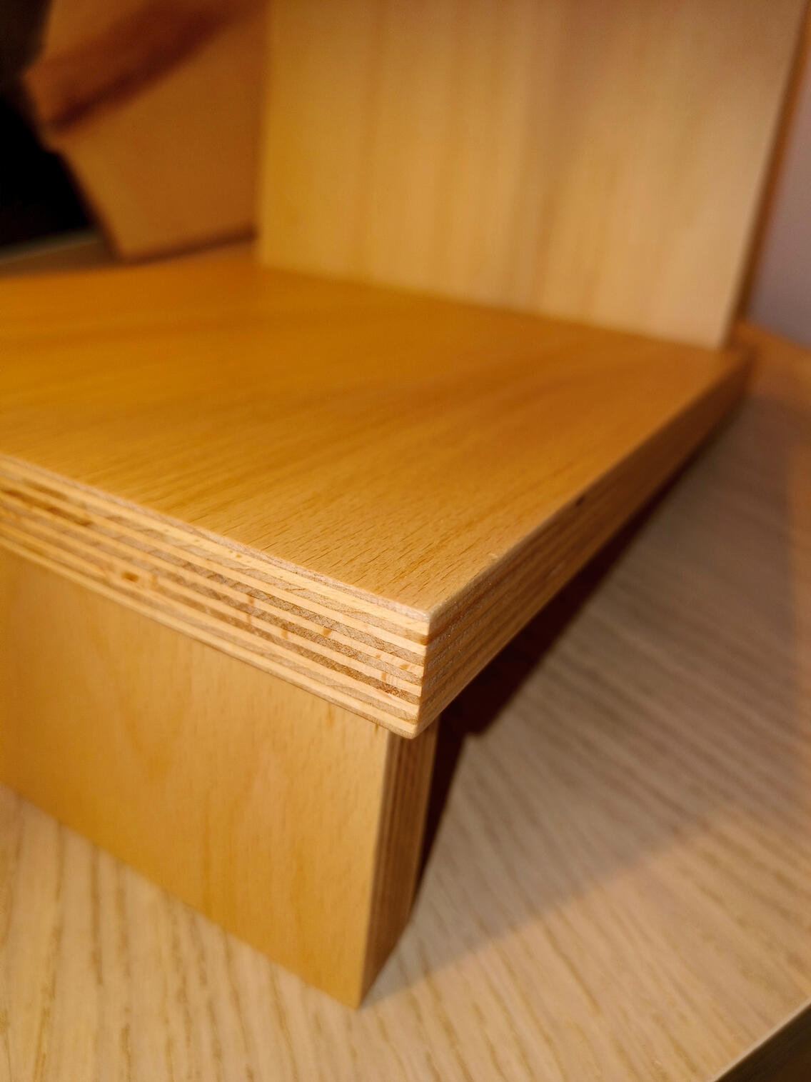 Houten boekensteun Houten boekensteun