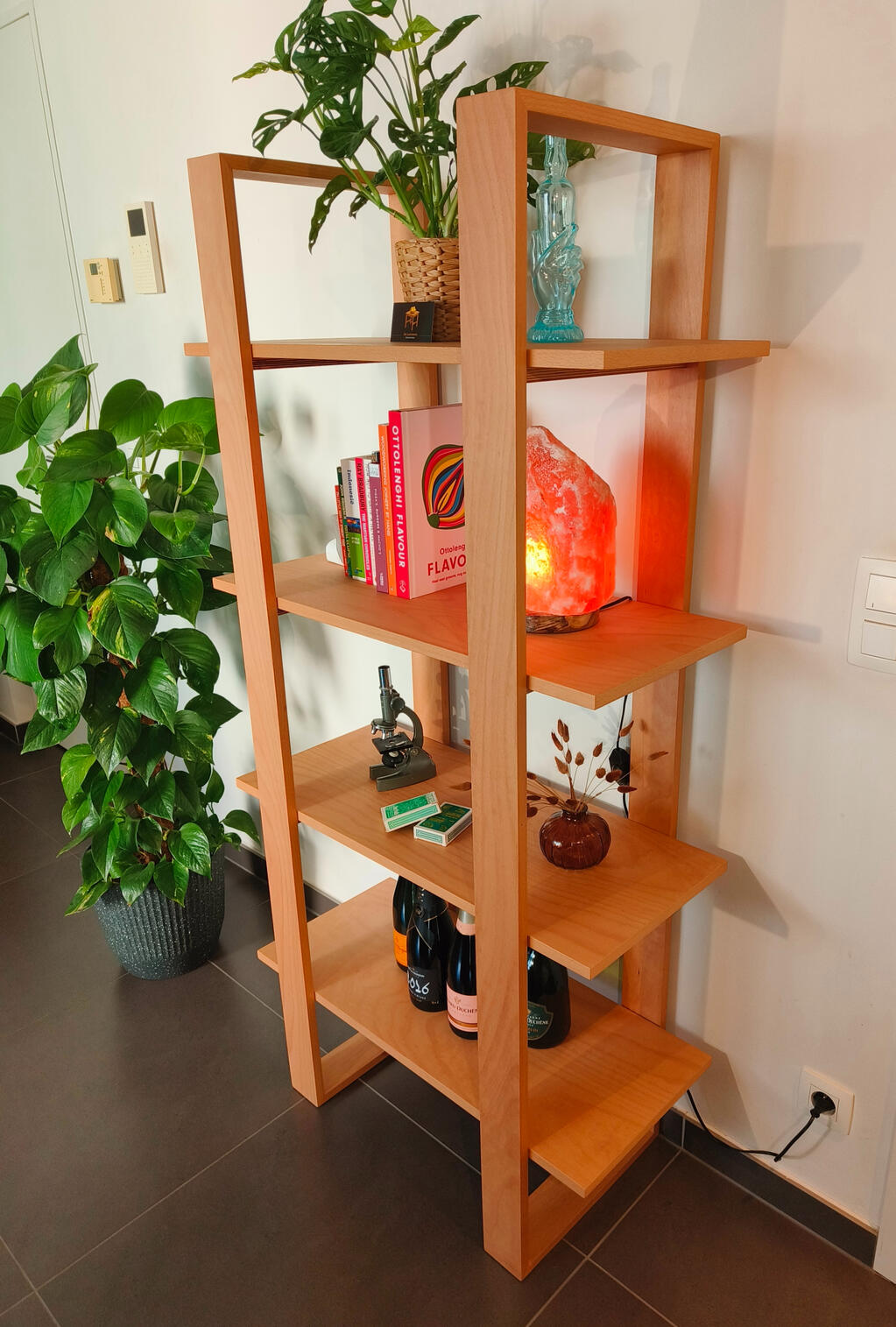 Open kast