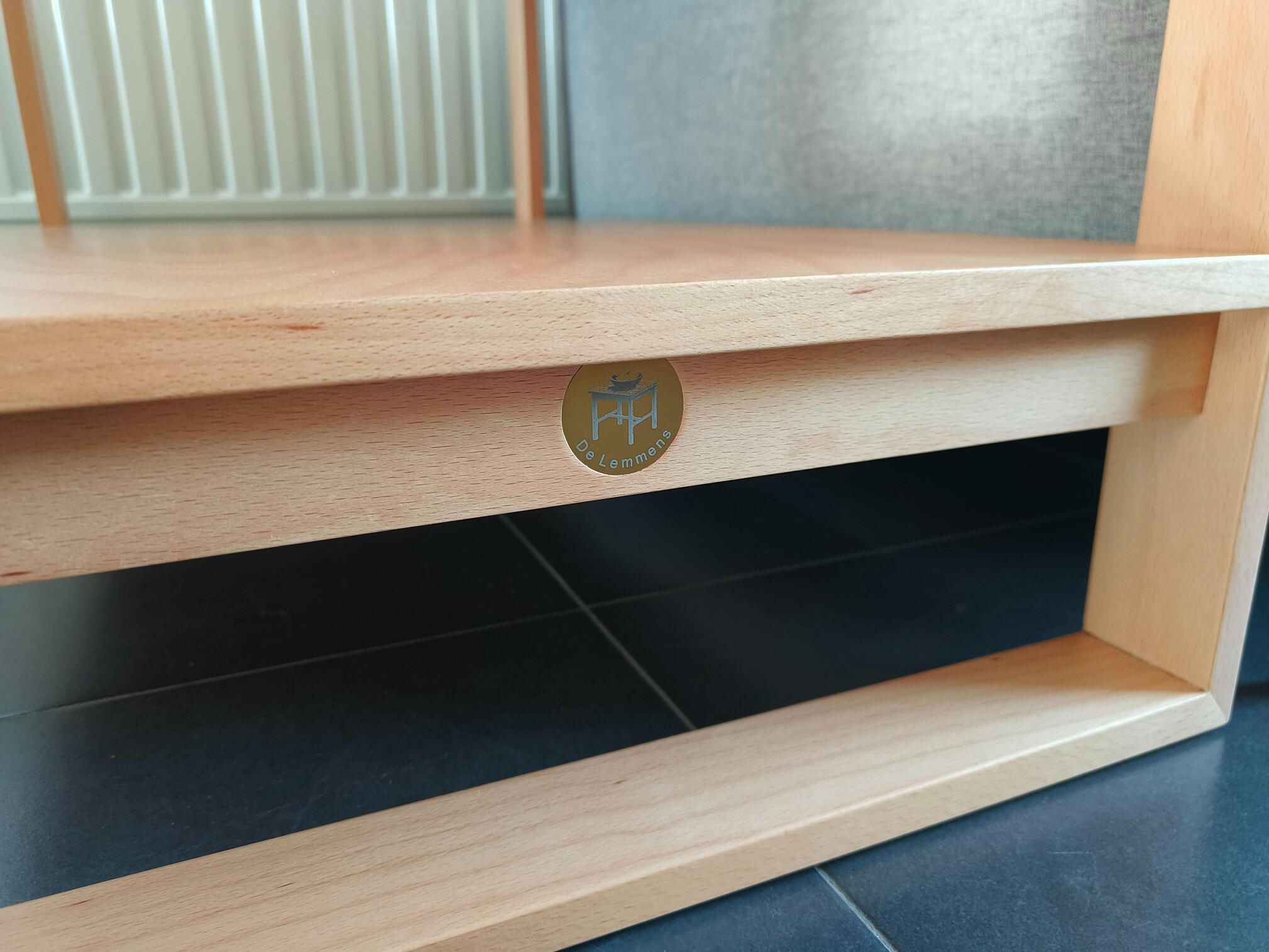 Houten bijzettafel Houten bijzettafel